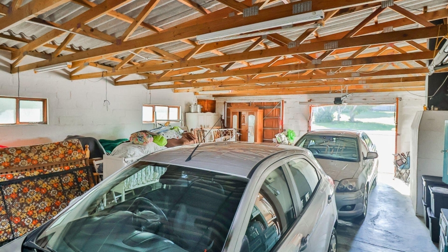 5 Bedroom Property for Sale in Kleinbaai Western Cape